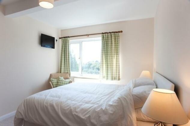 Whitestones - Photo4