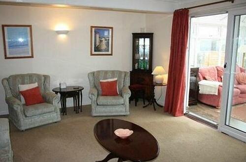 Seascape Hotel and Restaurant Wadebridge - Photo2