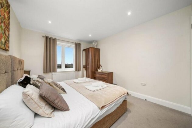 London Heathrow Living Serviced Apartments by Ferndale - Photo3