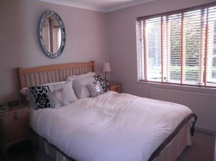 Thorpe Accommodation - Photo3