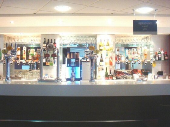 Holiday Inn Express London Stansted - Photo3