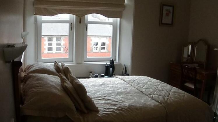 Number 18 Bed and Breakfast - Stirling - Photo5