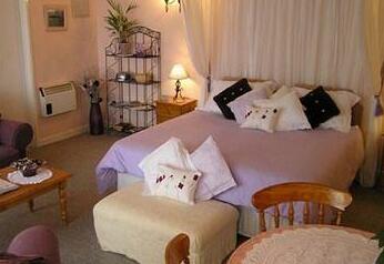 The Old Coach House Bed and Breakfast Lifton - Photo2