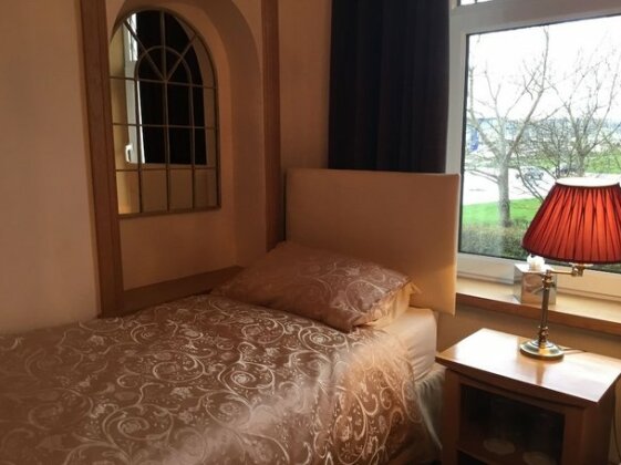 Lakeview Guest House - Photo4