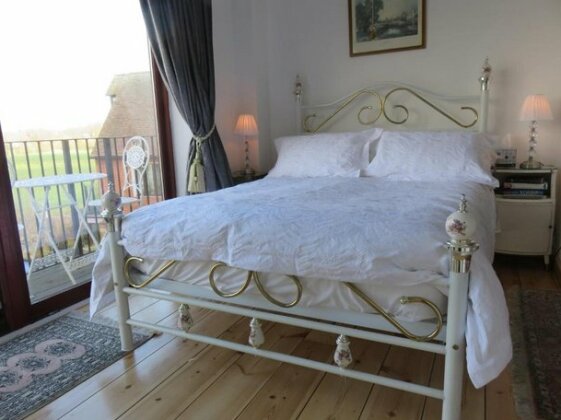 Mill House Bed & Breakfast Sudbury - Photo3