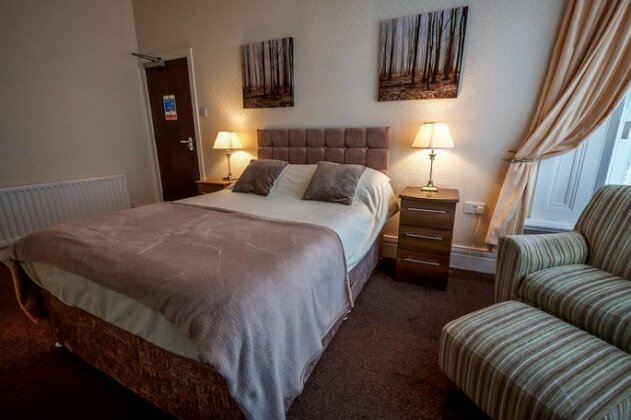 Ashborne Guest House - Photo4
