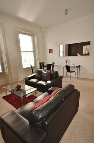 Hawksley House - Photo5