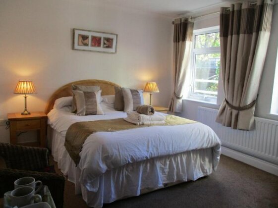 Mayfield Guesthouse - Photo2