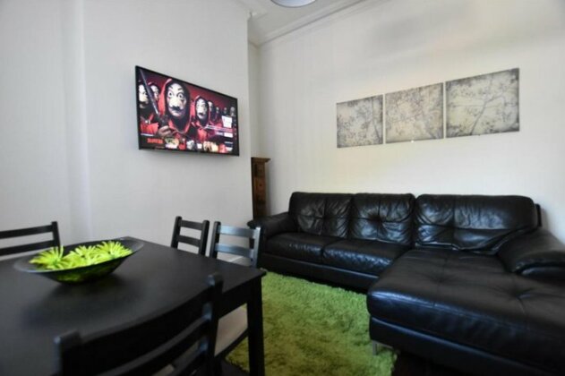 New Sleeps 7 Free Parking Wifi Smart Tv Netflix - Photo2