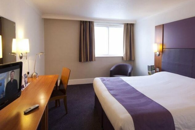 Premier Inn Sunderland West - Photo4