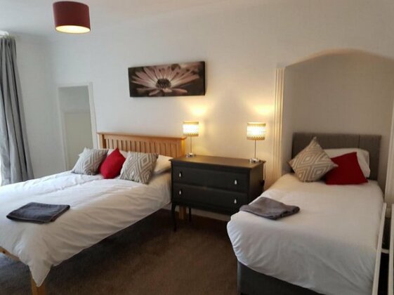 St Bedes Apartment - Photo4