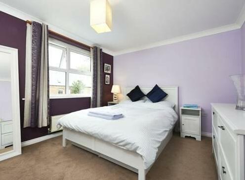 St Michaels Court Apartment - Photo3