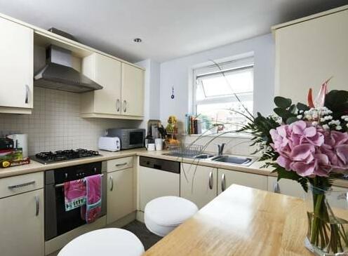 St Michaels Court Apartment - Photo5