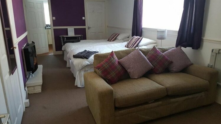 The Royalty Sunderland - Photo3