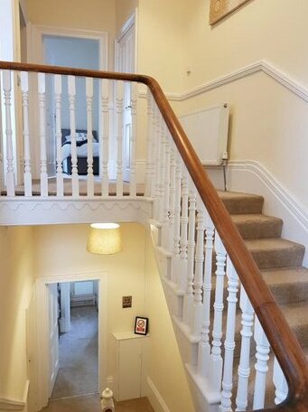 Tunstall Serviced Home - Photo3
