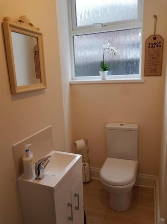 Tunstall Serviced Home - Photo4