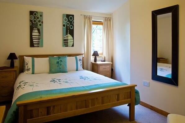 Grove Barn Guest Rooms - Photo3