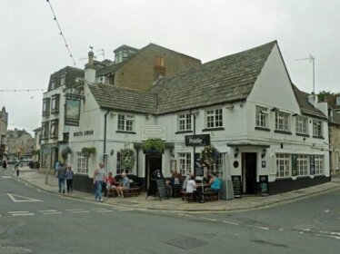 The White Swan Swanage