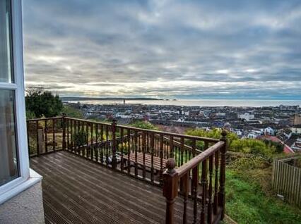 Ocean View Apartment Swansea - Photo3