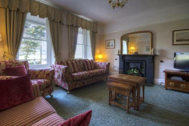 Gwrach Ynys Country Guest House - Photo2