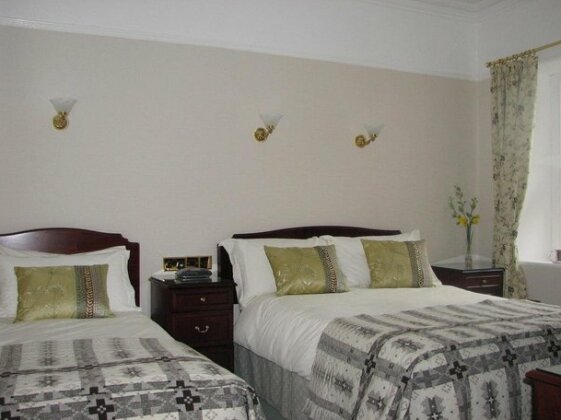 Gwrach Ynys Country Guest House - Photo4