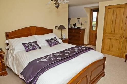 Fernside Bed and Breakfast - Photo3