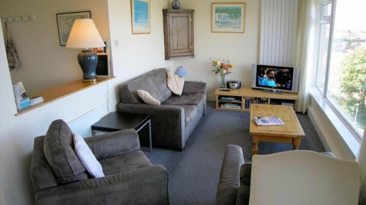 Croft Court 52 - Photo3