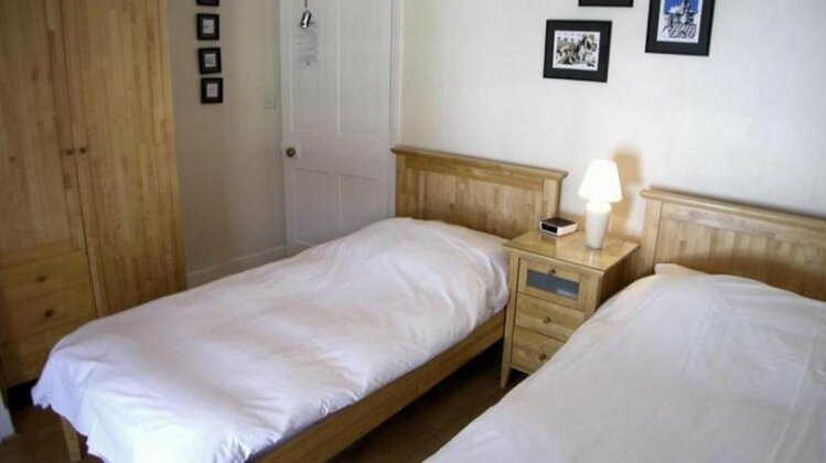 Frogmore Terrace 1 - Photo5