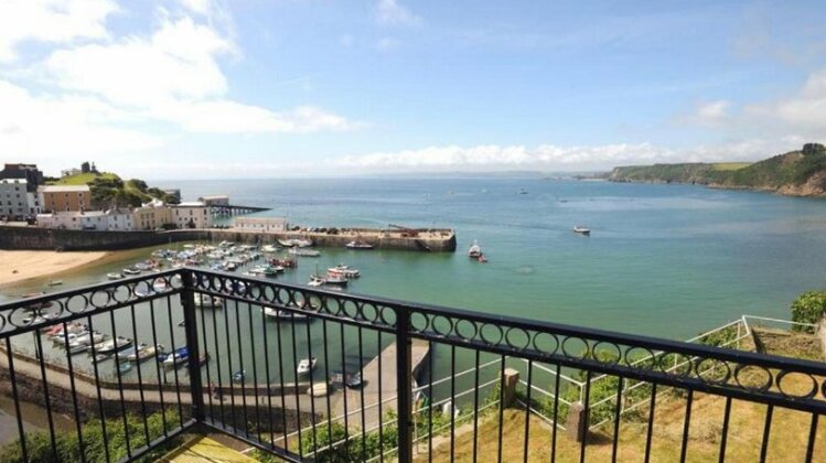 Harbour Heights Tenby