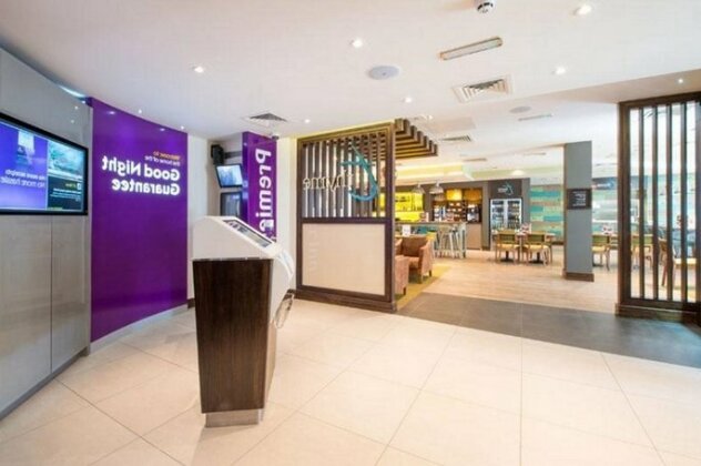 Premier Inn Tenby Town Centre - Photo4