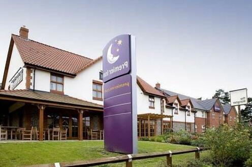 Premier Inn Thetford - Photo4