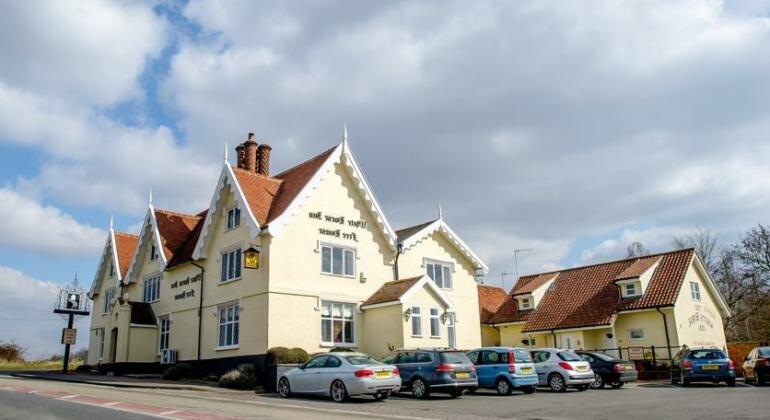 The White Horse Hotel Thornham Magna