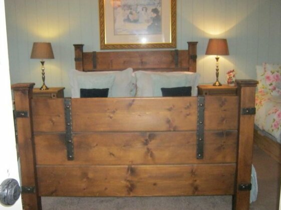Silverdale Farm House - Photo3