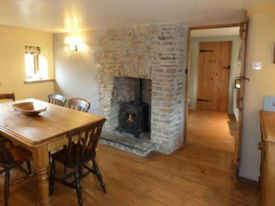 Kempshill Cottage - Photo3