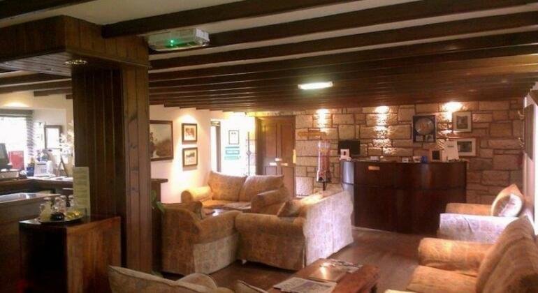 The Harviestoun Country Hotel Tillicoultry - Photo3