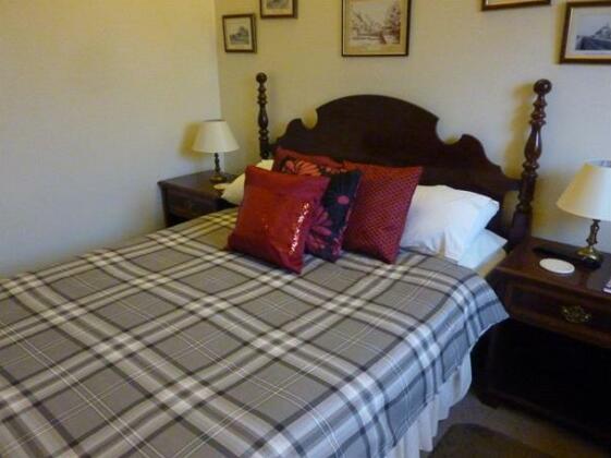 The Horseshoes Bed & Breakfast - Photo3