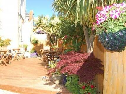 Acorn Lodge - Photo2