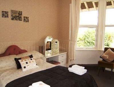 The Brantwood Bed and Breakfast Torquay - Photo2