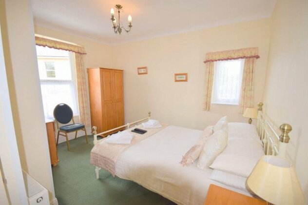 Tor Dean Guest House - Photo4