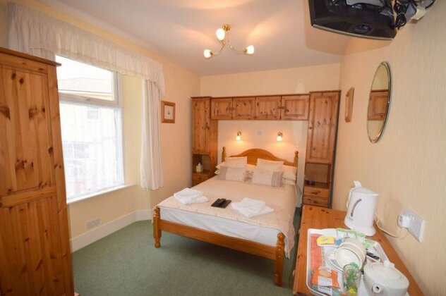 Tor Dean Guest House - Photo5