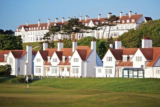 Lands of Turnberry Apartments and Cottages