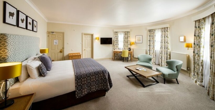 Mercure Gloucester Bowden Hall Hotel - Photo5