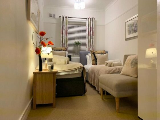 Newly renovated apartment Walton-on-Thames - Photo4