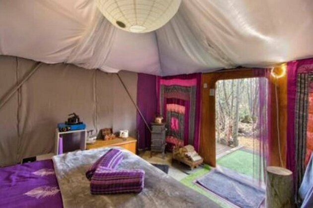 Fern Lodge - Romantic Retreat