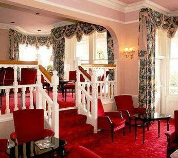 Queenswood Hotel - Photo2