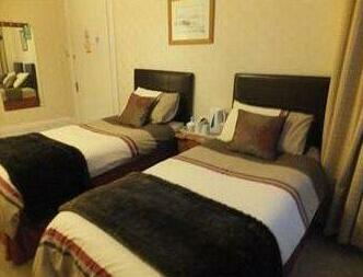 Sarnia Guest House - Adult Only -