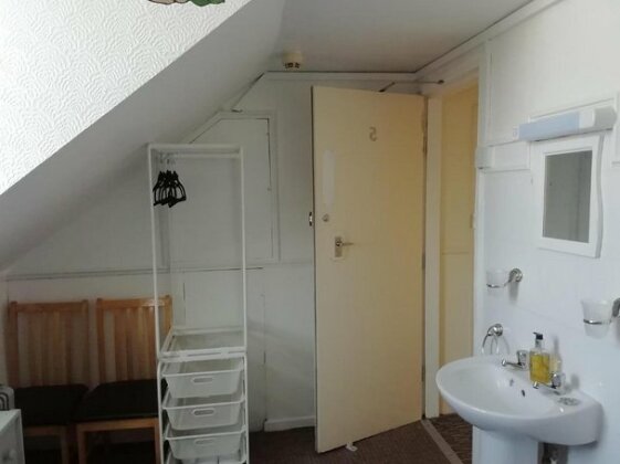 Braemar Weymouth - Photo3