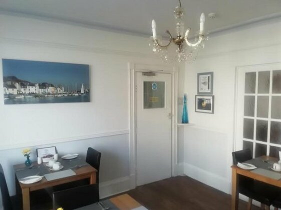 Braemar Weymouth - Photo5
