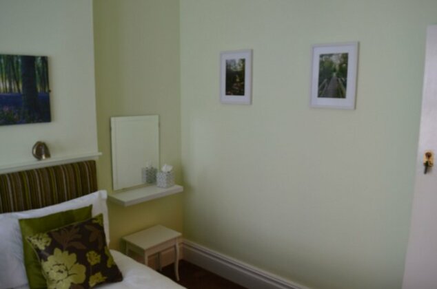 Brierley Guesthouse - Photo4