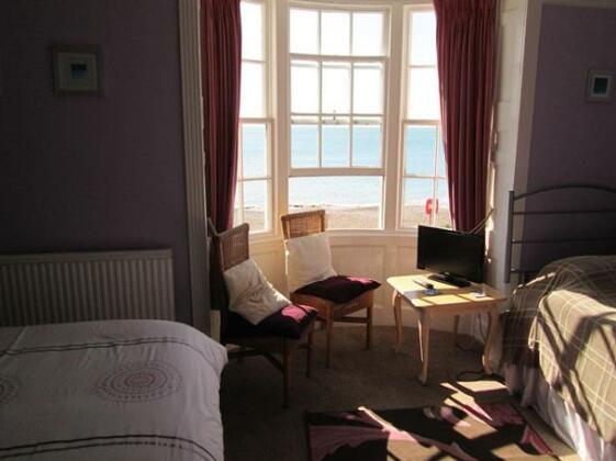 Lyndale Guest House Weymouth - Photo3